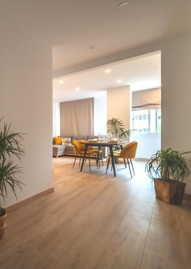 Soler Apartments サン・アドリア・デ・ベソス エクステリア 写真