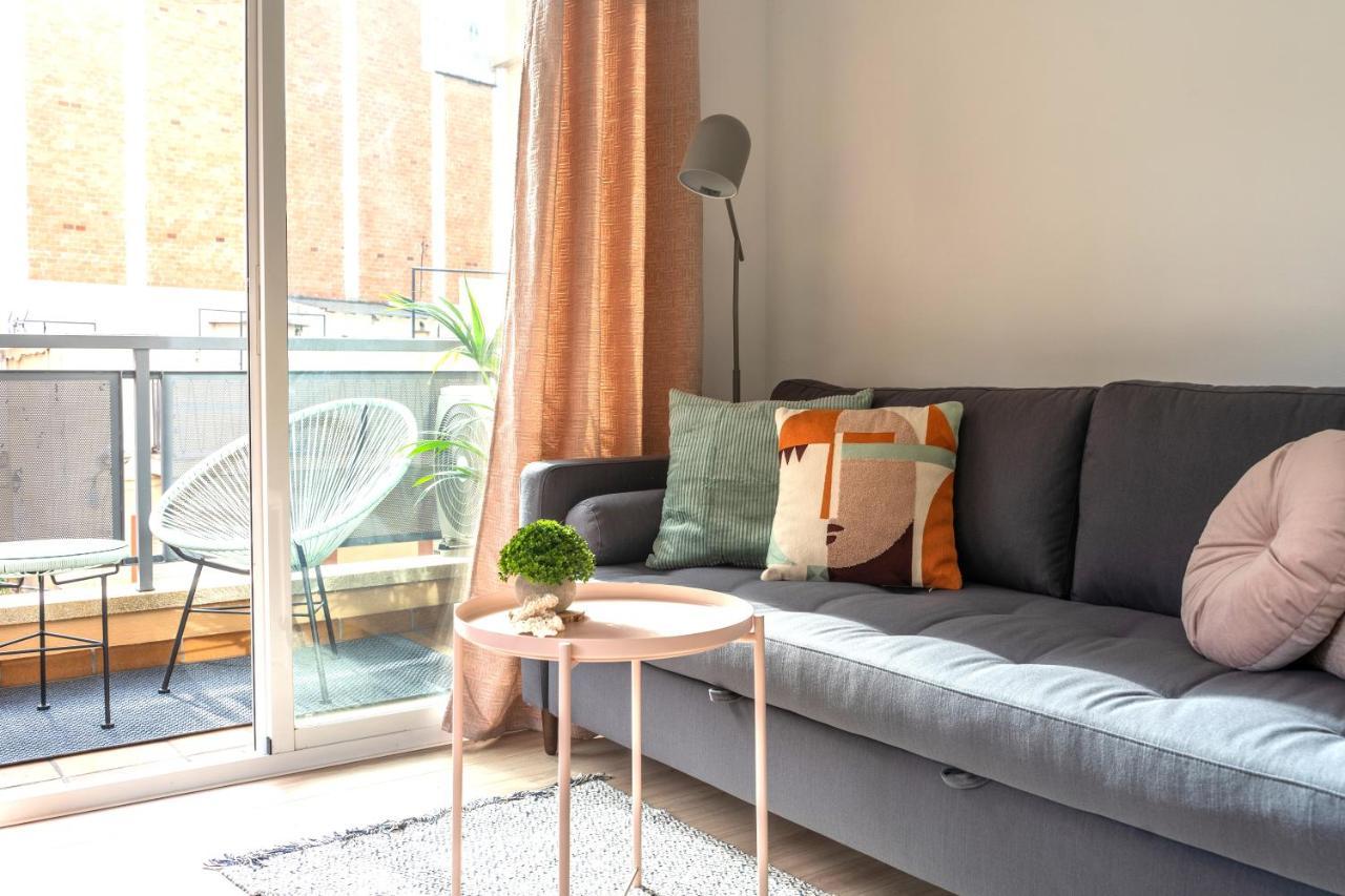 Soler Apartments サン・アドリア・デ・ベソス エクステリア 写真