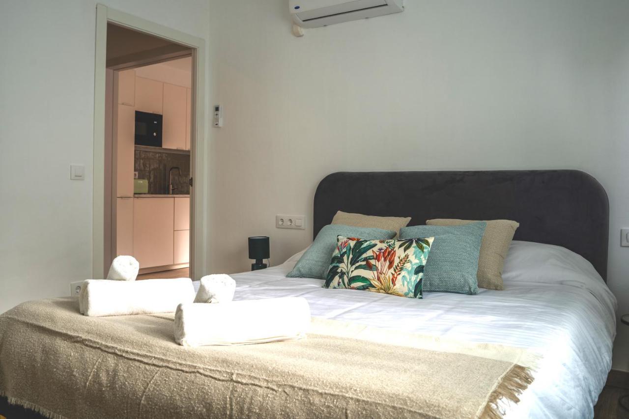 Soler Apartments サン・アドリア・デ・ベソス エクステリア 写真