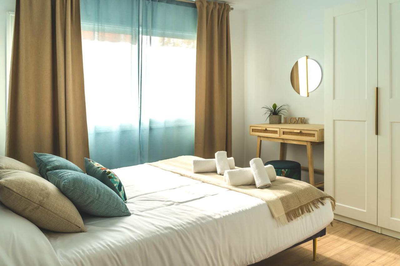 Soler Apartments サン・アドリア・デ・ベソス エクステリア 写真